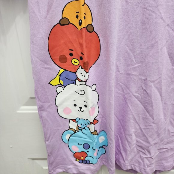 NWT BT21 Line Friends Light Purple Women’s Short Sleeve T-Shirt - Picture 3 of 9
